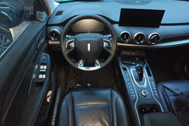 Used Wey VV6 2021 2.0T Two-Wheel Drive Smart Plus Steering Wheel