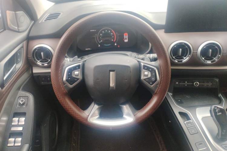 Used Wey VV6 2021 2.0T Two-Wheel Drive Smart Plus Steering Wheel