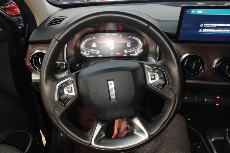 Used Wey VV6 2021 2.0T Two-Wheel Drive Smart Plus Steering Wheel