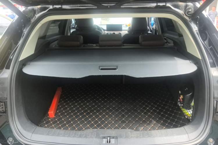 Used Wey VV6 2021 2.0T Two-Wheel Drive Smart Plus Trunk