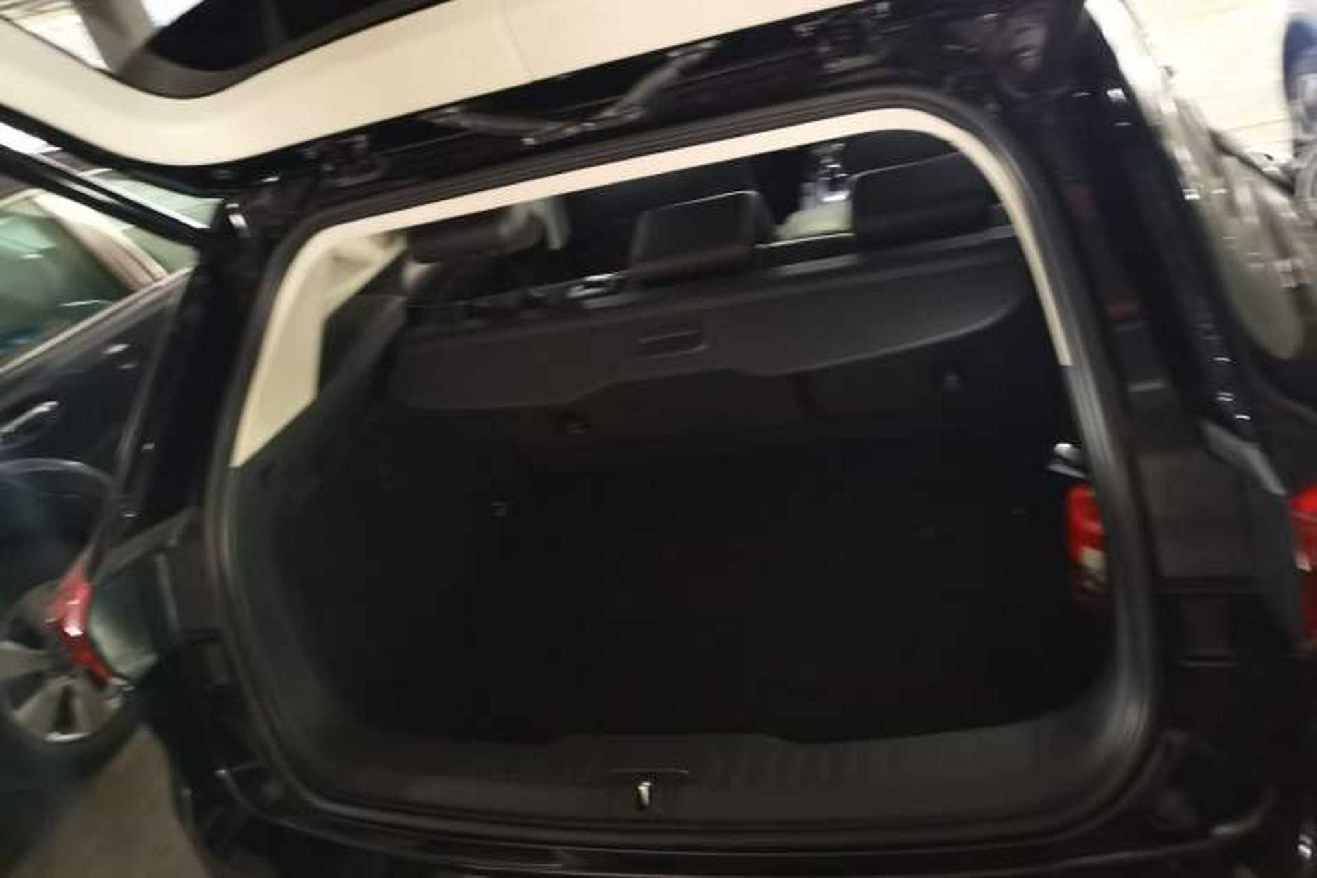 Used Wey VV6 2021 2.0T Two-Wheel Drive Smart Protection+ Trunk