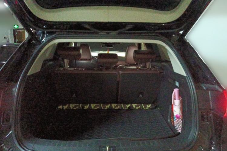 Used Wey VV6 2021 2.0T Two-Wheel Drive Smart Plus Trunk