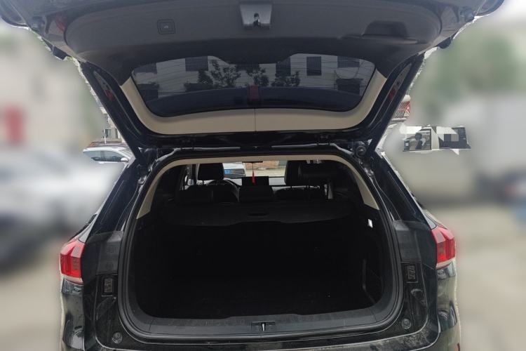 Used Wey VV6 2021 2.0T Two-Wheel Drive Smart Plus Trunk