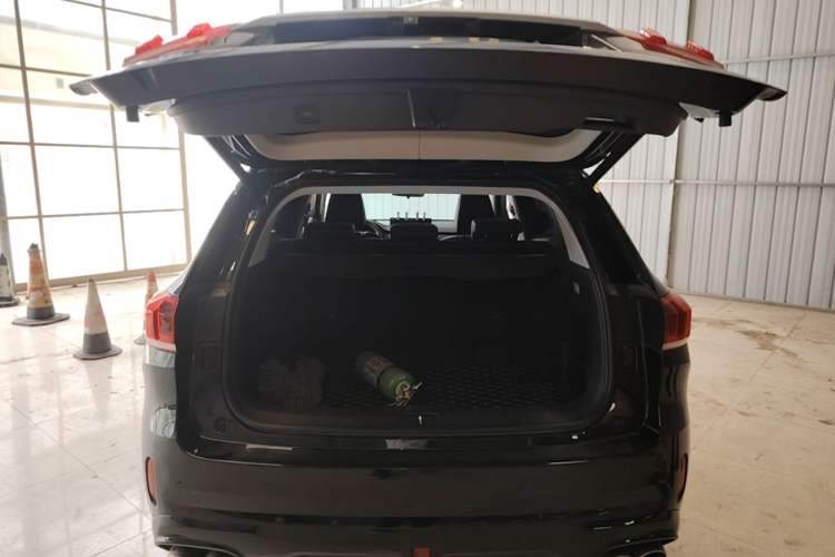 Used Wey VV6 2021 2.0T Two-Wheel Drive Smart Protection+ Trunk
