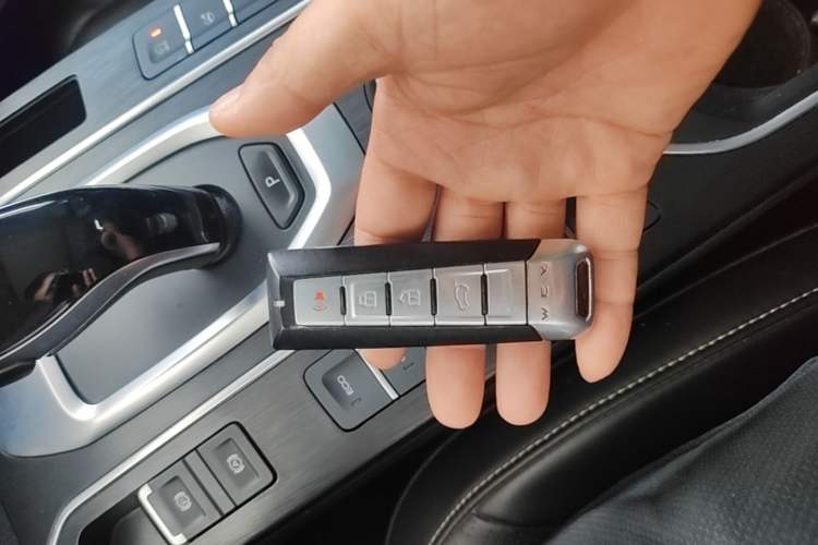Used Wey VV6 2021 2.0T Two-Wheel Drive Smart Protection+ Vehicle Key