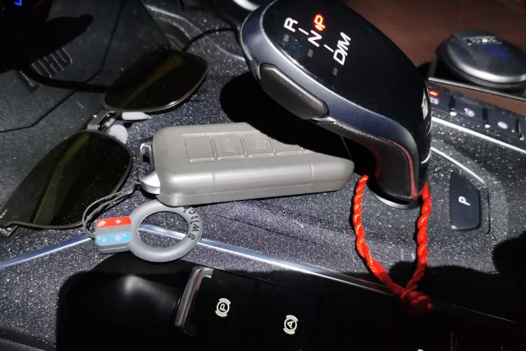 Used Wey VV6 2021 2.0T Two-Wheel Drive Smart Plus Vehicle Key