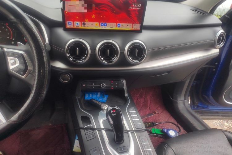 Used Wey VV6 2021 2.0T All-Wheel Drive Zhiyu+ Audio And AC Panel
