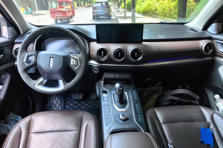 Used Wey VV6 2021 2.0T All-Wheel Drive Zhiyu+ Center Console