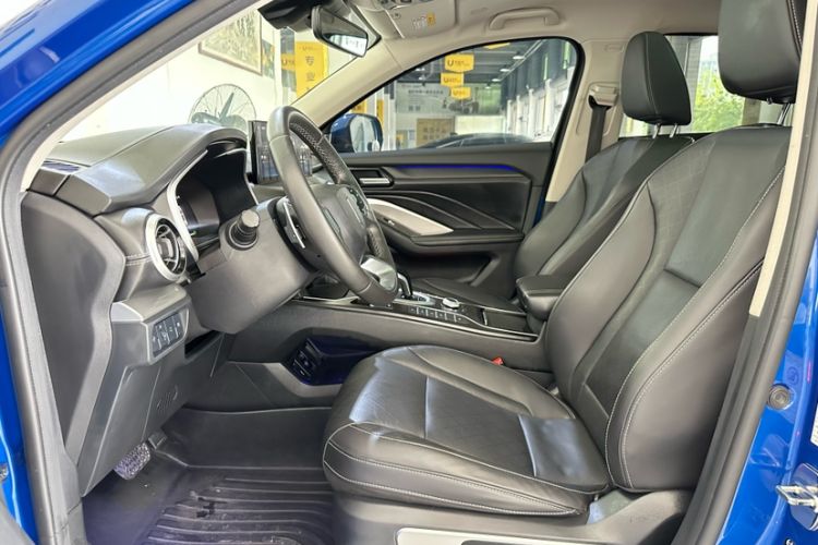 Used Wey VV6 2021 2.0T Two-Wheel Drive Smart Plus Interior 2