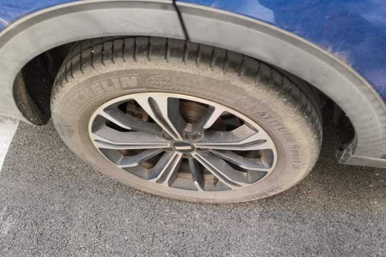 Used Wey VV6 2021 2.0T Two-Wheel Drive Smart Protection+ Right Rear Wheel Hub