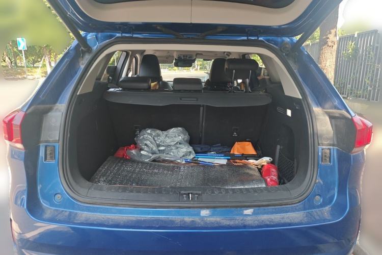 Used Wey VV6 2021 2.0T Two-Wheel Drive Smart Plus Trunk