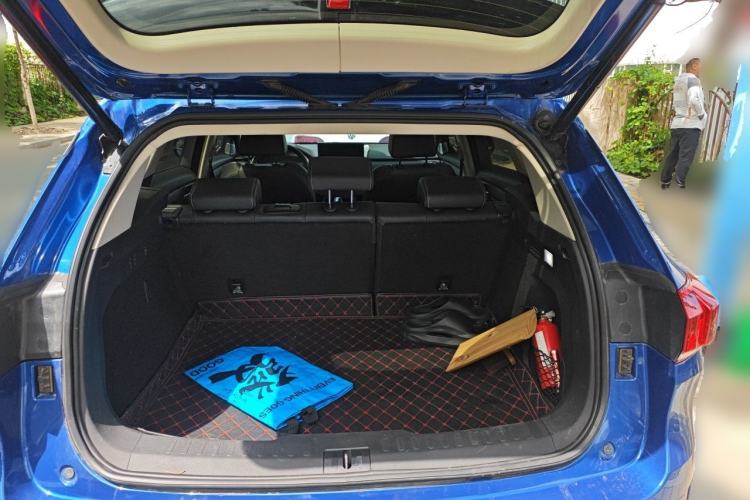 Used Wey VV6 2021 2.0T Two-Wheel Drive Smart Plus Trunk
