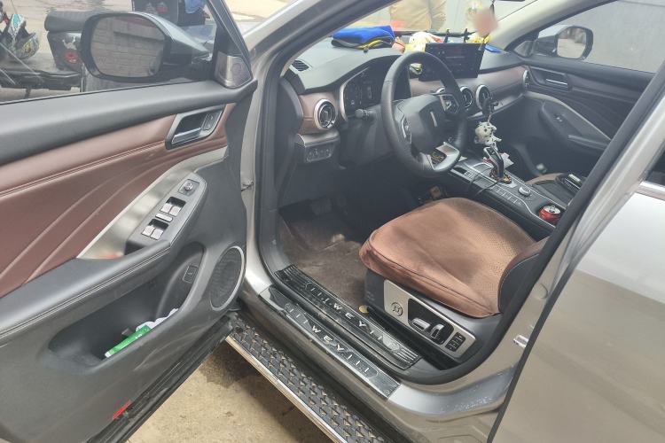 Used Wey VV6 2021 2.0T Two-Wheel Drive Smart Plus Driver Seat