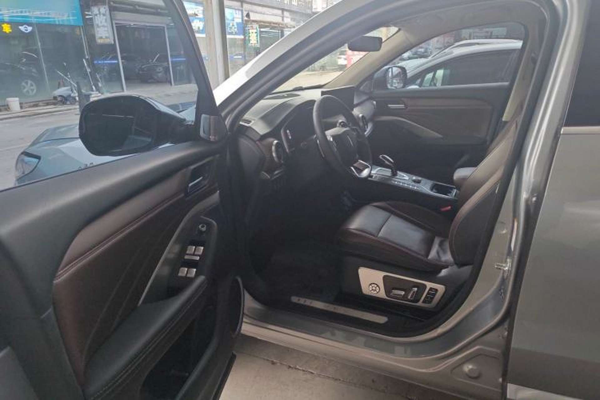 Used Wey VV6 2021 2.0T Two-Wheel Drive Smart Plus Driver Seat