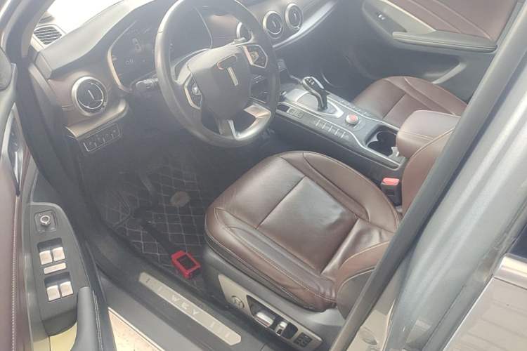 Used Wey VV6 2021 2.0T Two-Wheel Drive Smart Plus Driver Seat