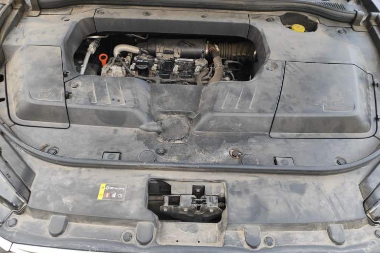 Used Wey VV6 2021 2.0T Two-Wheel Drive Smart Protection+ Engine Bay
