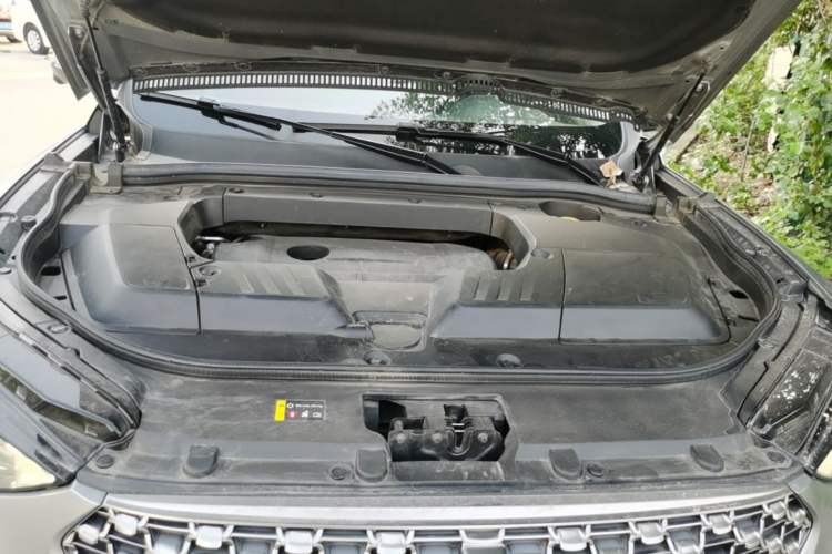 Used Wey VV6 2021 2.0T Two-Wheel Drive Smart Plus Engine Bay