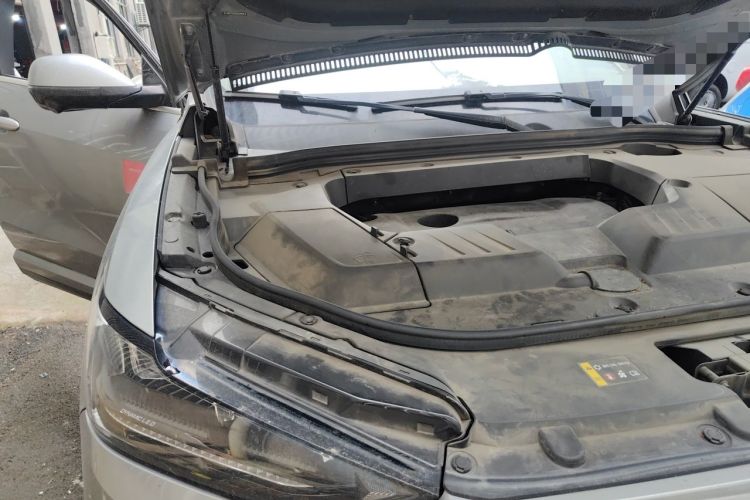 Used Wey VV6 2021 2.0T Two-Wheel Drive Smart Plus Engine Bay Right