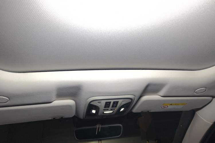 Used Wey VV6 2021 2.0T All-Wheel Drive Zhiyu+ Headliner