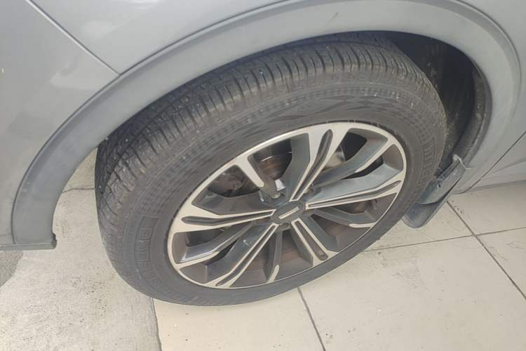 Used Wey VV6 2021 2.0T Two-Wheel Drive Smart Plus Left Front Wheel Hub