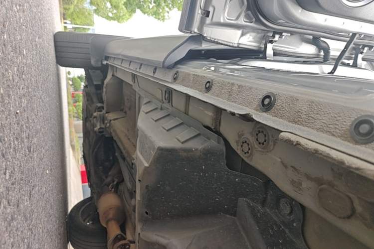 Used Wey VV6 2021 2.0T Two-Wheel Drive Smart Protection+ Left Side Sill