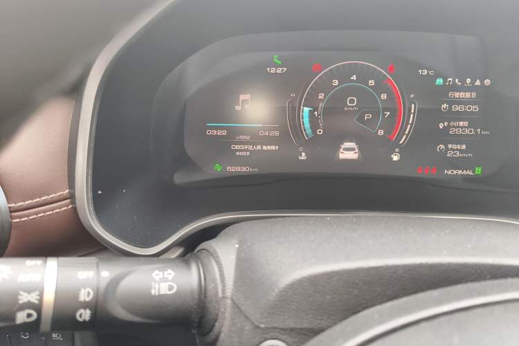 Used Wey VV6 2021 2.0T Two-Wheel Drive Smart Plus Odometer Close Up