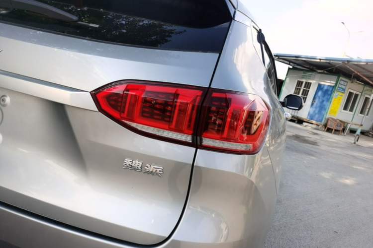 Used Wey VV6 2021 2.0T Two-Wheel Drive Smart Plus Right Rear Taillight