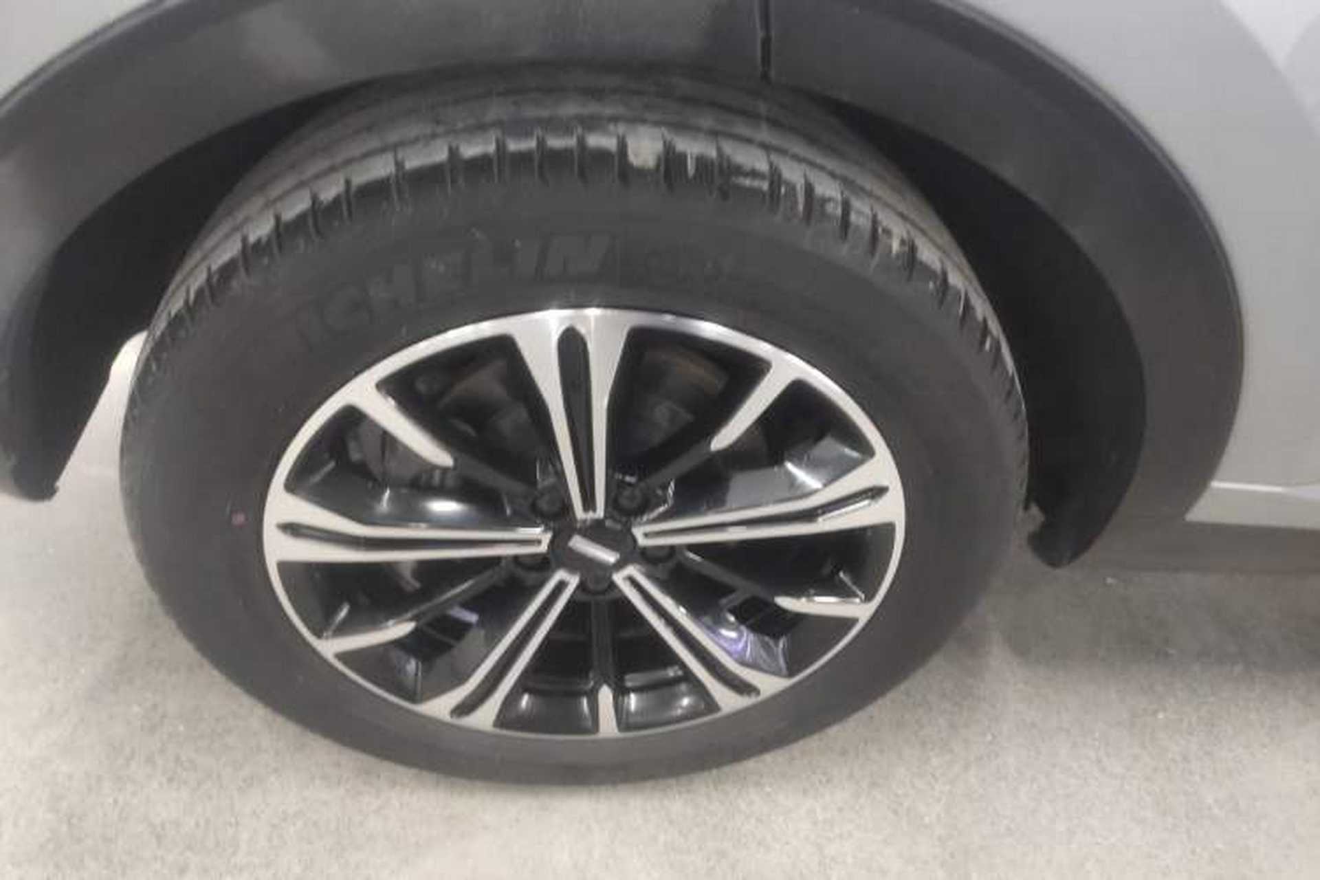Used Wey VV6 2021 2.0T Two-Wheel Drive Smart Protection+ Right Rear Wheel Hub