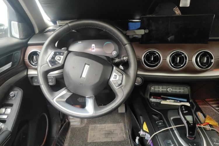 Used Wey VV6 2021 2.0T Two-Wheel Drive Smart Plus Steering Wheel