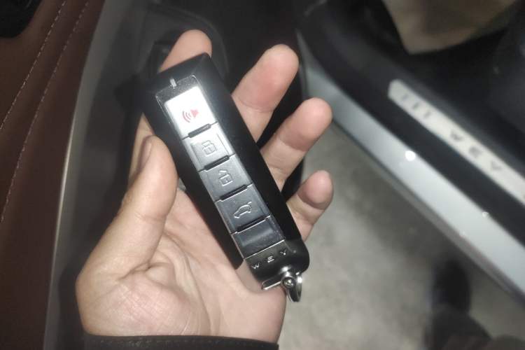 Used Wey VV6 2021 2.0T Two-Wheel Drive Smart Protection+ Vehicle Key