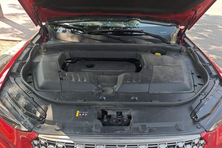 Used Wey VV6 2021 2.0T Two-Wheel Drive Smart Plus Engine Bay