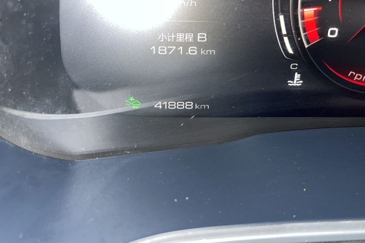 Used Wey VV6 2021 2.0T Two-Wheel Drive Smart Plus Odometer Close Up