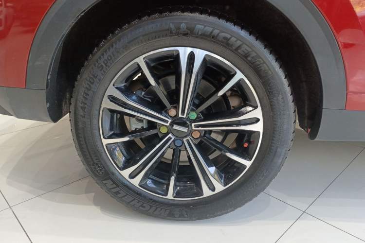Used Wey VV6 2021 2.0T All-Wheel Drive Zhiyu+ Right Rear Wheel Hub