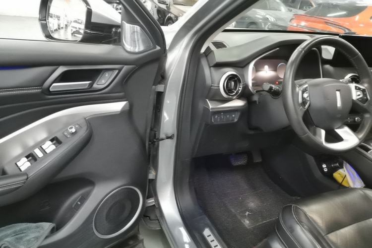 Used Wey VV6 2021 2.0T Two-Wheel Drive Smart Protection+ Driver Seat