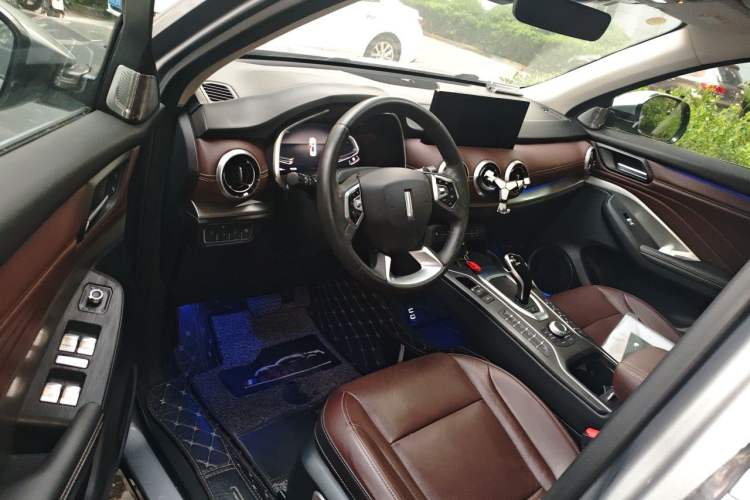 Used Wey VV6 2021 2.0T Two-Wheel Drive Smart Plus Driver Seat