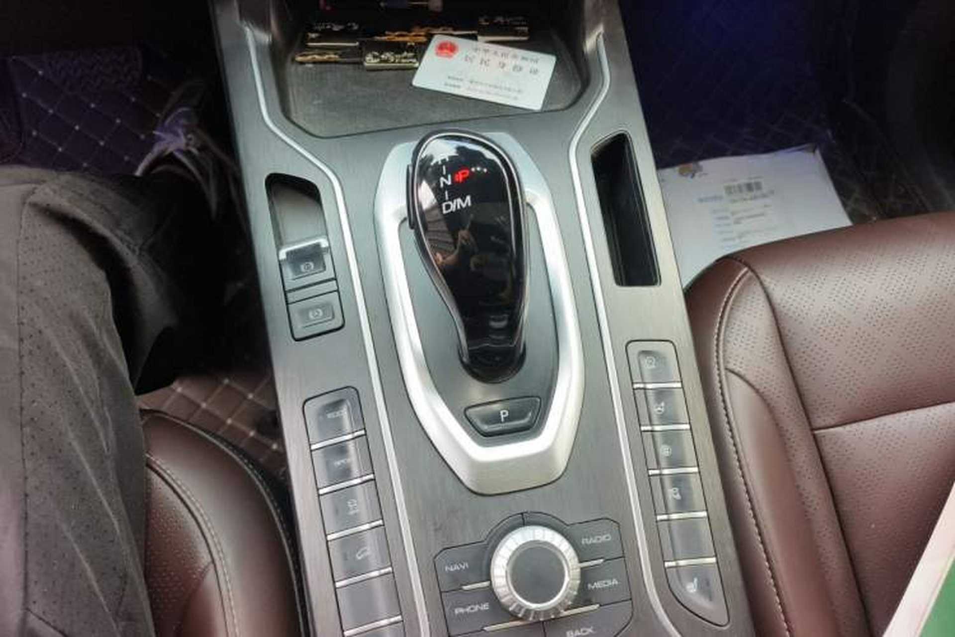 Used Wey VV6 2021 2.0T Two-Wheel Drive Smart Protection+ Gear Lever