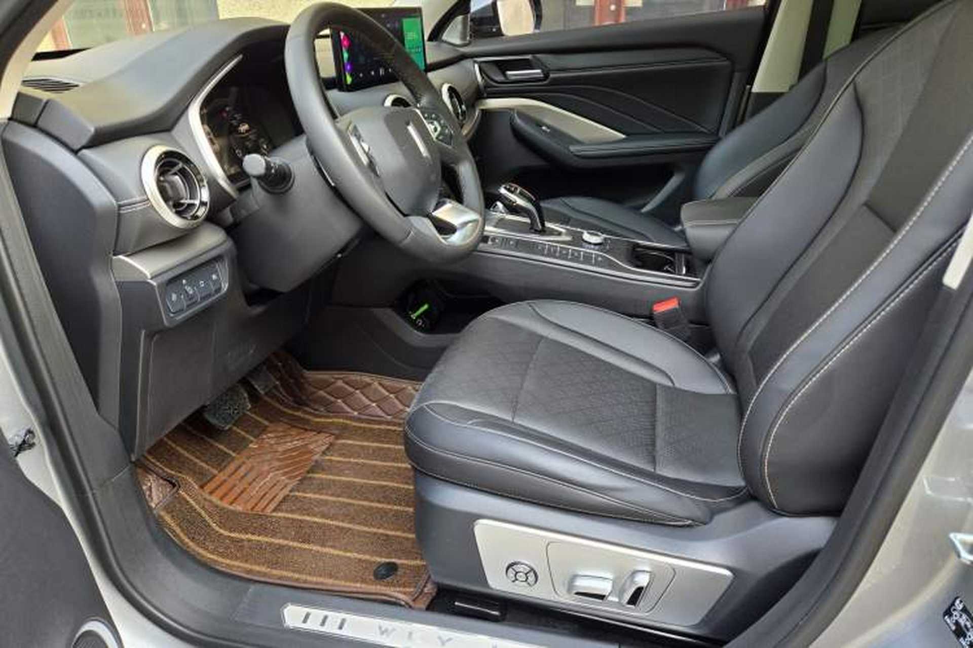 Used Wey VV6 2021 2.0T Two-Wheel Drive Smart Protection+ Interior 5