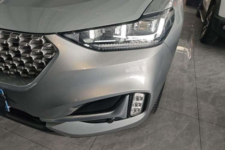 Used Wey VV6 2021 2.0T Two-Wheel Drive Smart Protection+ Left Front Headlight