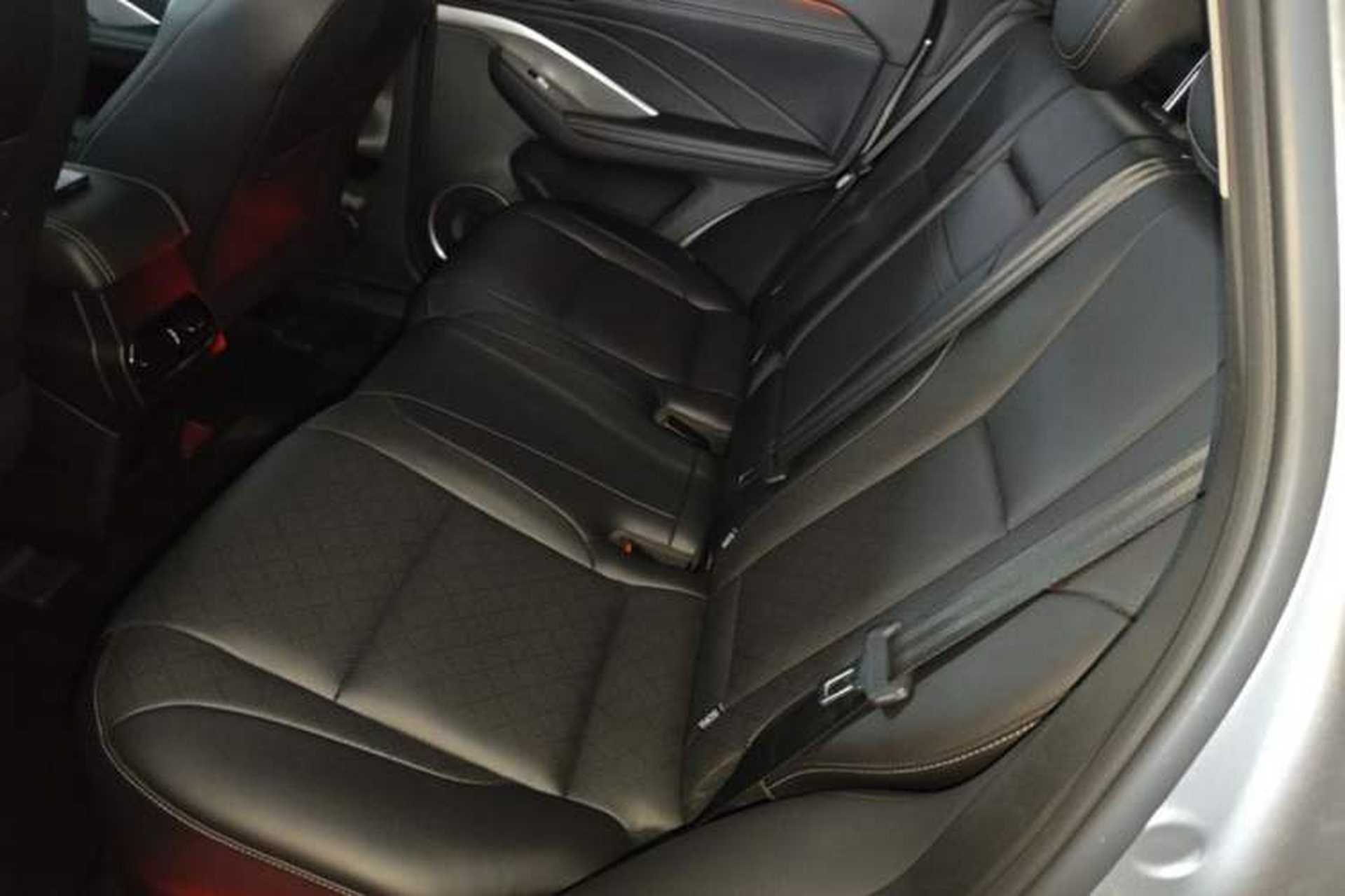 Used Wey VV6 2021 2.0T Two-Wheel Drive Smart Protection+ Left Rear Seat