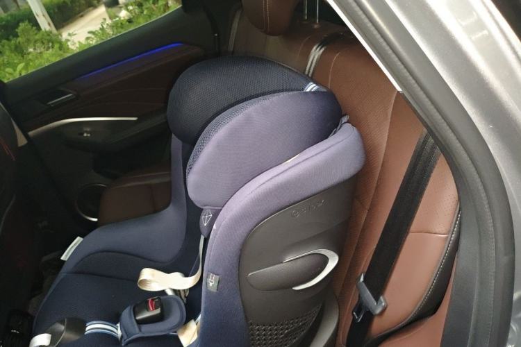 Used Wey VV6 2021 2.0T Two-Wheel Drive Smart Plus Left Rear Seat