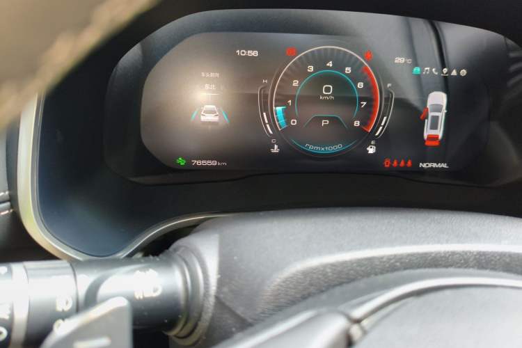 Used Wey VV6 2021 2.0T Two-Wheel Drive Smart Protection+ Odometer Close Up