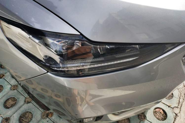 Used Wey VV6 2021 2.0T All-Wheel Drive Zhiyu+ Right Front Headlight