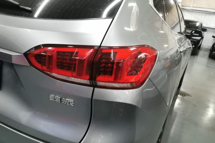 Used Wey VV6 2021 2.0T Two-Wheel Drive Smart Protection+ Right Rear Taillight