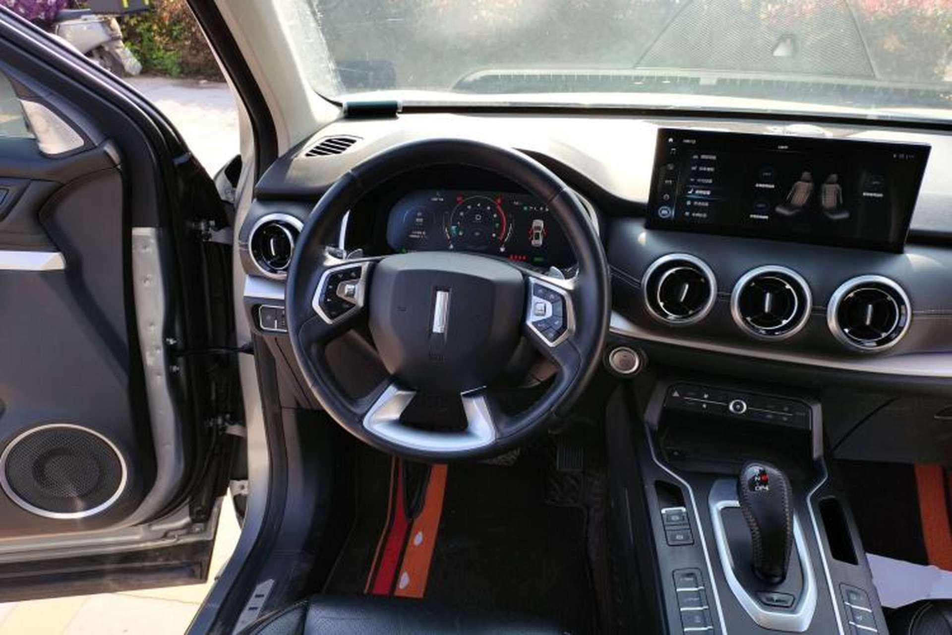 Used Wey VV6 2021 2.0T Two-Wheel Drive Smart Plus Steering Wheel