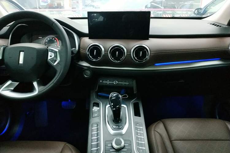 Used Wey VV6 2021 2.0T Two-Wheel Drive Smart Plus Audio And AC Panel