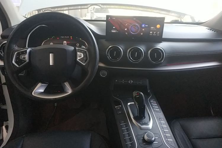 Used Wey VV6 2021 2.0T All-Wheel Drive Zhiyu+ Center Console