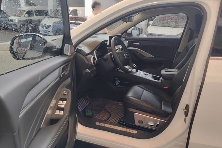 Used Wey VV6 2021 2.0T Two-Wheel Drive Smart Protection+ Driver Seat