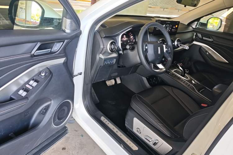 Used Wey VV6 2021 2.0T Two-Wheel Drive Smart Protection+ Driver Seat
