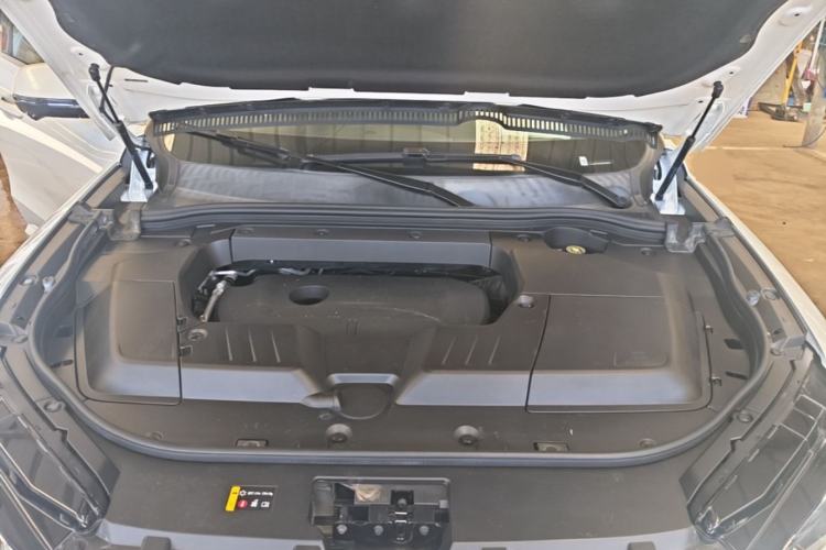Used Wey VV6 2021 2.0T Two-Wheel Drive Smart Plus Engine Bay