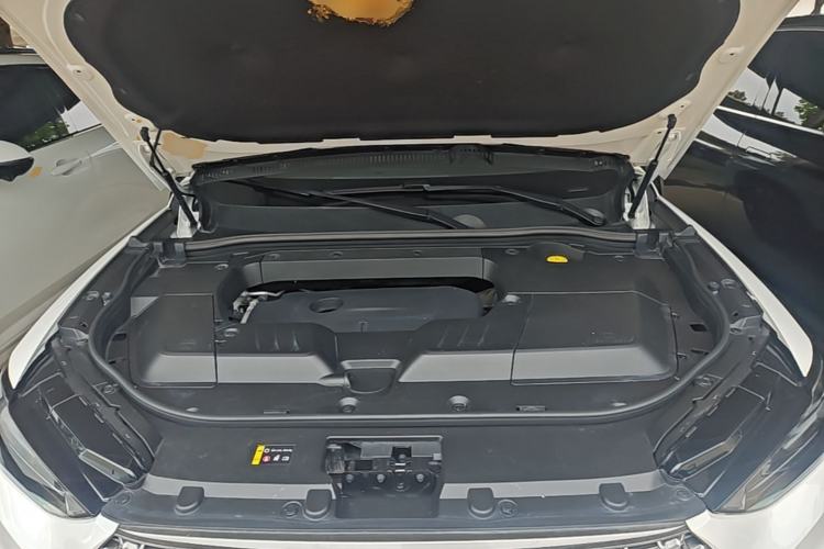 Used Wey VV6 2021 2.0T Two-Wheel Drive Smart Plus Engine Bay